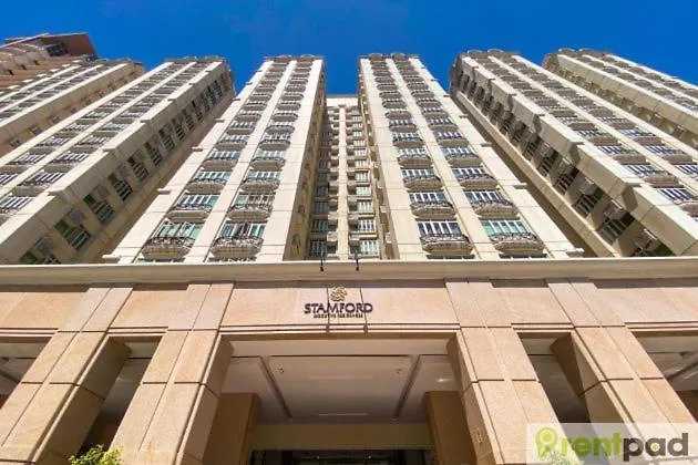 Affordable With Wifi In Mckinley Bgc 4*