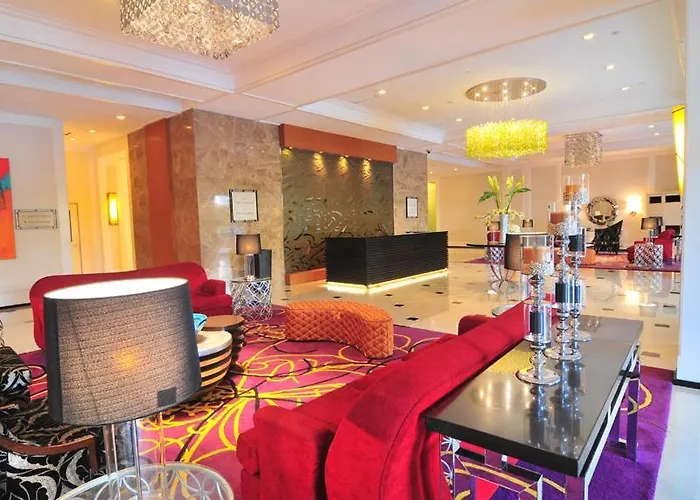 Affordable With Wifi In Mckinley Bgc 4*